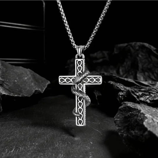 ECLAT CURSE SNAKE PENDANT